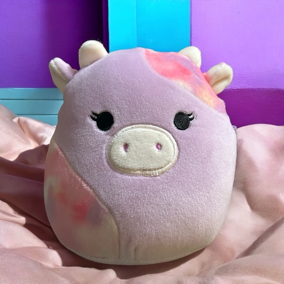 5-inch Suri Lavender & Pink Tie Dye Sunset Cow Original Squishmallows FTM - Picture 1 of 7